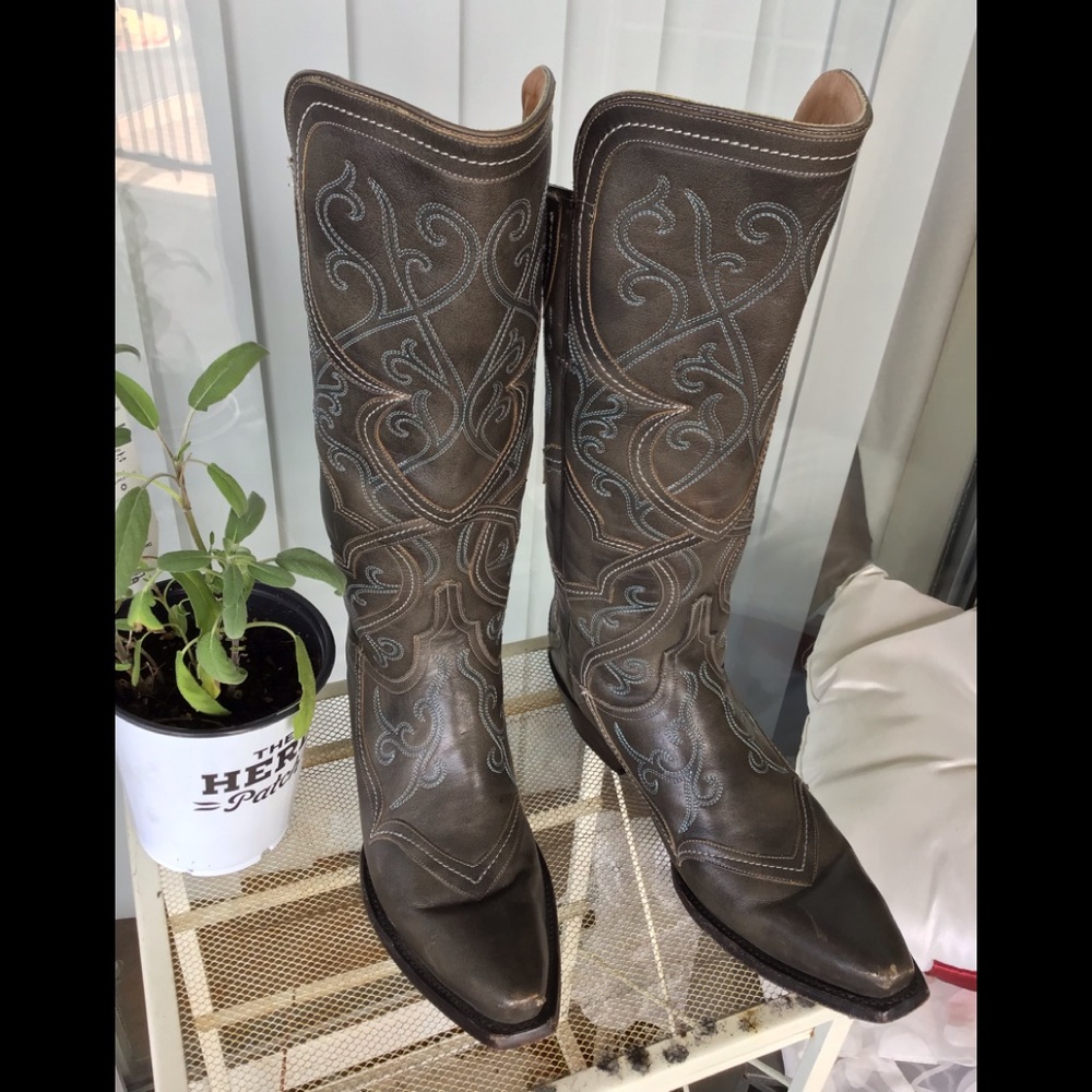 Lucchese Boots with Tiffany Blue stitching